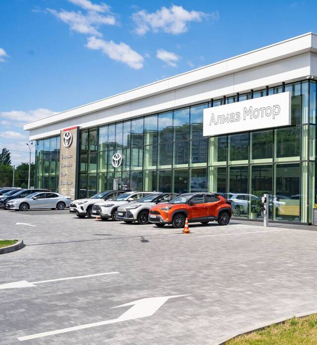 characteristics-avtosalon-toyota-lexus